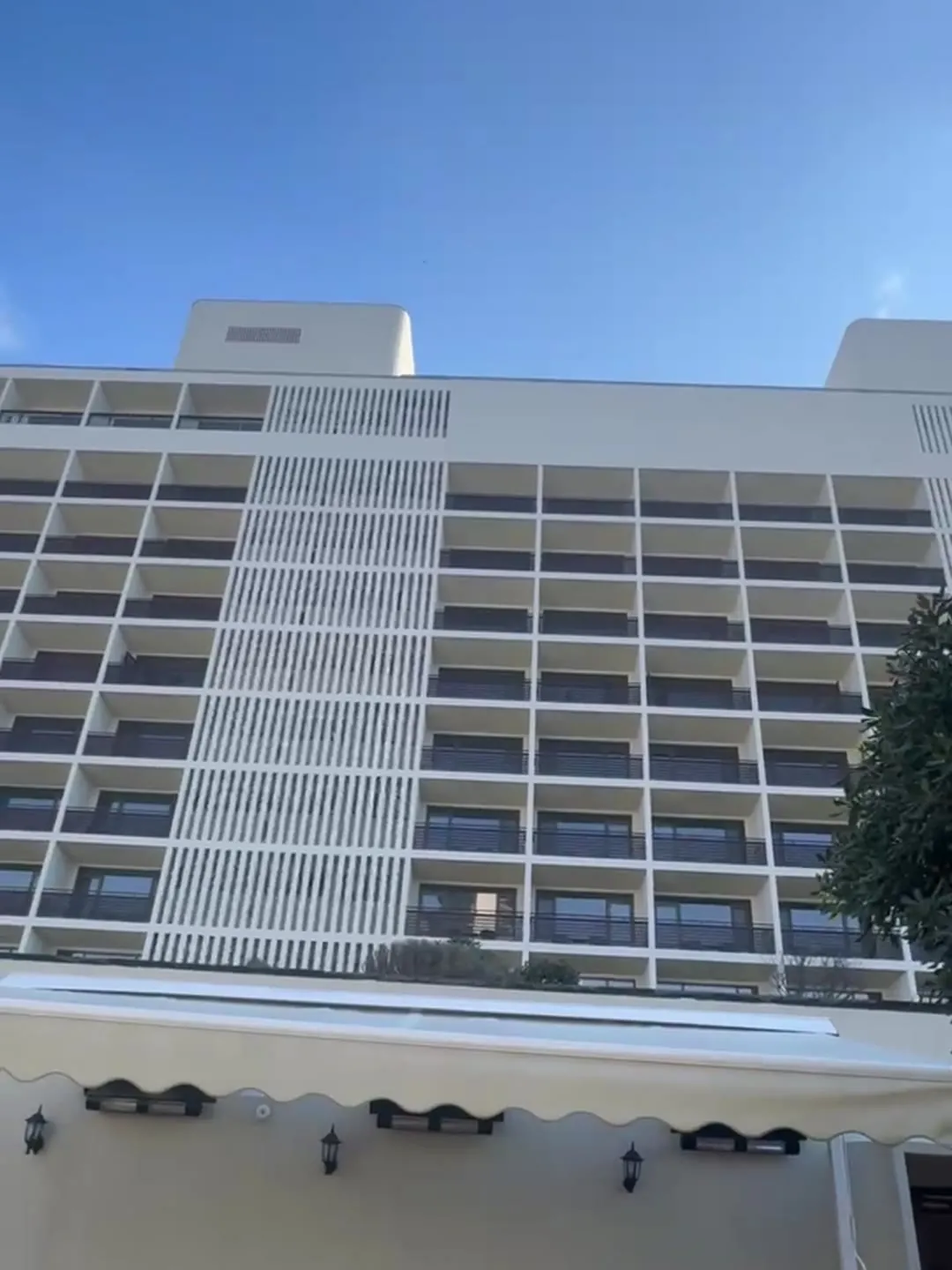 Hilton Hotel Harbiye binasının dış cephe yenileme sonrası son hali